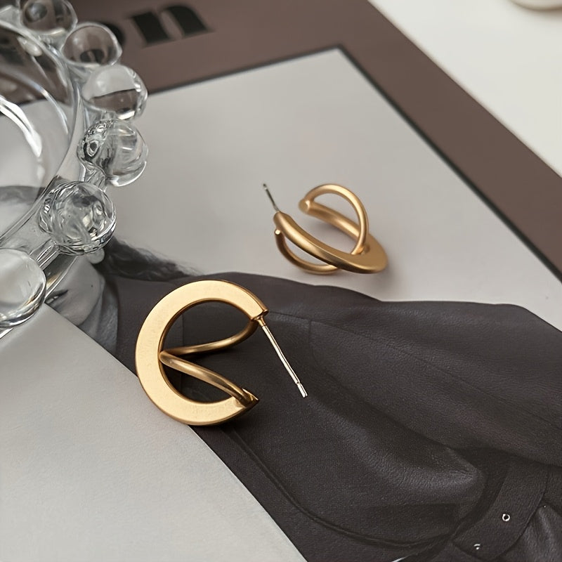 Solenne Interlock Hoops