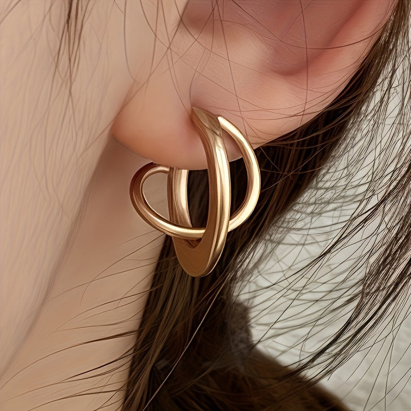 Solenne Interlock Hoops